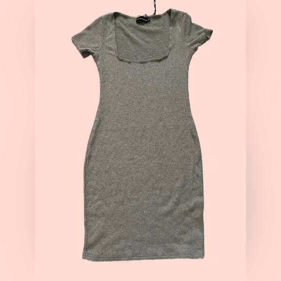Pretty Little Thing PLT Ribbed Dress Grey - Picture 2 of 4